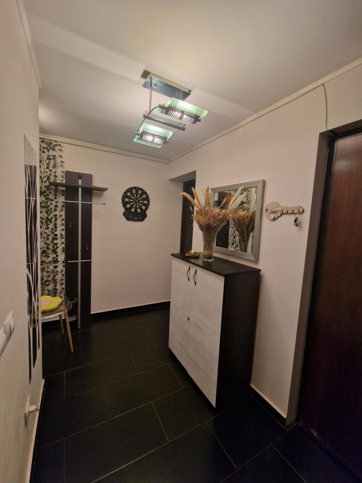 Apartament Red & Yellow Slănic-Moldova Zewnętrze zdjęcie