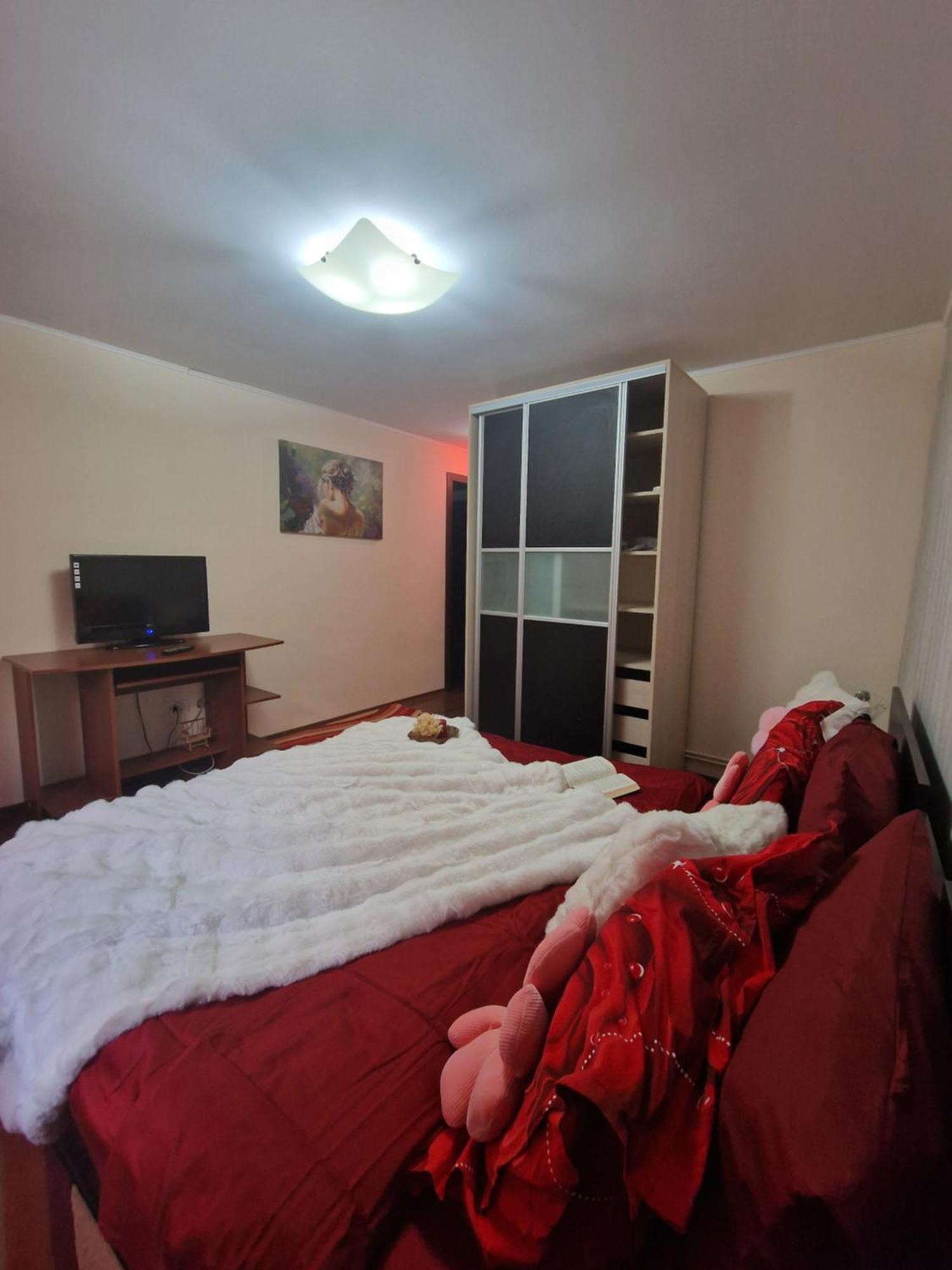 Apartament Red & Yellow Slănic-Moldova Zewnętrze zdjęcie
