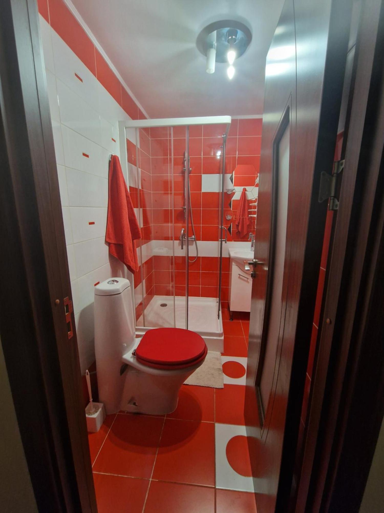 Apartament Red & Yellow Slănic-Moldova Zewnętrze zdjęcie